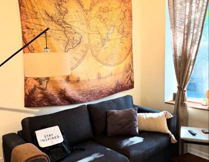 Pulaski Park Apartamento | Wicker Park Flat with FREE Early Check-In & Late Checkout