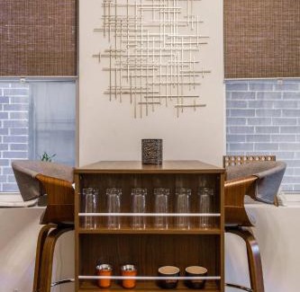Pulaski Park Apartamento | Wicker Park Flat with FREE Early Check-In & Late Checkout