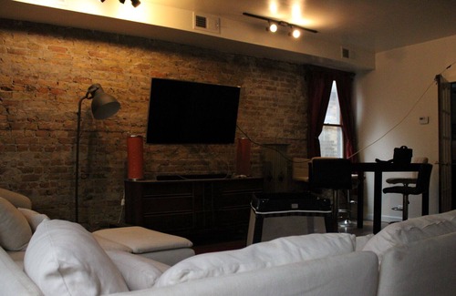 Pulaski Park Apartamento | Wicker Park- Sleep's up to 12- Finished construction & lowered price for winter