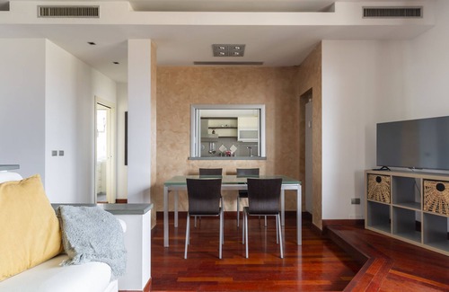 Saragozza-Porto Apartamento | Amplio apartamento finamente renovado