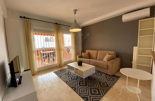 Marina de Casares Apartamento | Wide Beach Apartment