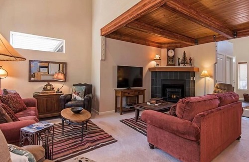Bend Casa | Widgi Elk Wonder