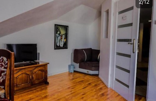 Kielce Villa | WIDOK na RYNEK pokoje & Parking