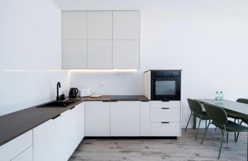 Lodz Apartamento | Widzewska Superior Apartment by BookingHost