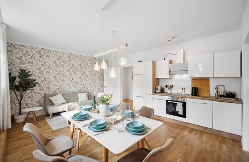 Sudvorstadt-Ost Apartamento | Wiener Palais: Am Zoo-park, Workplace, Family, 7 pers., Smart-tv