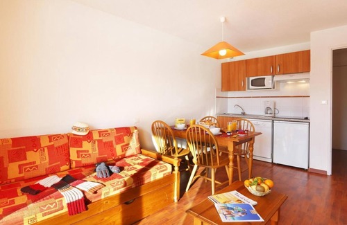 Ax-les-Thermes Apartamento | Wifi, 100m del centro estación, fitness, piscina, sauna, local para esquís, 37m², Ax-Les-Thermes