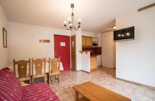 Val Cenis Apartamento | Wifi, 10m from ski slopes, 1st floor, balcony, parking, tv, ski locker, 40m², Val Cenis