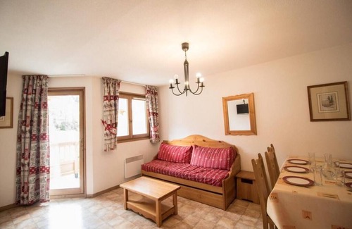 Val Cenis Apartamento | Wifi, 10m from ski slopes, 1st floor, balcony, parking, tv, ski locker, 40m², Val Cenis