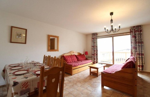 Val Cenis Apartamento | Wifi, 10m from ski slopes, 2nd floor, balcony, parking, tv, ski locker, 55m², Val Cenis