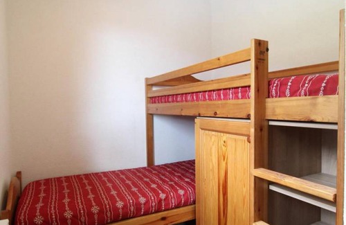 Val Cenis Apartamento | Wifi, 10m from ski slopes, 2nd floor, balcony, parking, tv, ski locker, 40m², Val Cenis