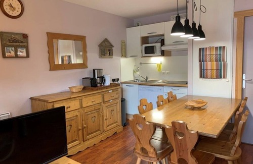 Vignec Apartamento | Wifi, 1.o piso, piscina, balcón, tv, local para esquís, 48m², Saint Lary Soulan