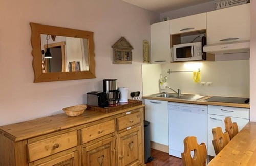 Vignec Apartamento | Wifi, 1.o piso, piscina, balcón, tv, local para esquís, 48m², Saint Lary Soulan