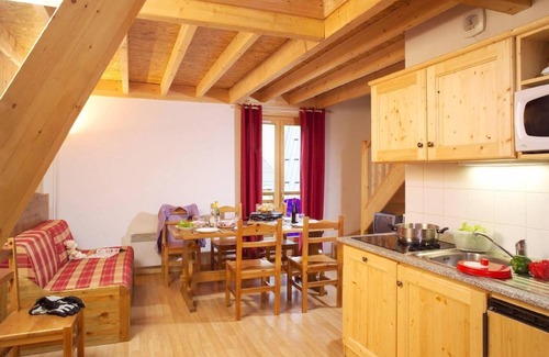 Saint-Sorlin-d'Arves Apartamento | Wifi, fitness, piscina, parking, 50-70m², Saint Sorlin d'Arves