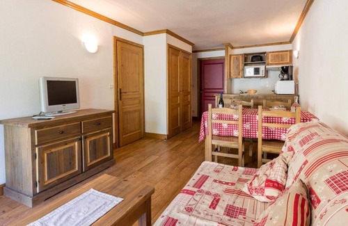 Bessans Apartamento | Wifi, 200m del centro estación, fitness, balcón, tv, local para esquís, 60m², Bessans