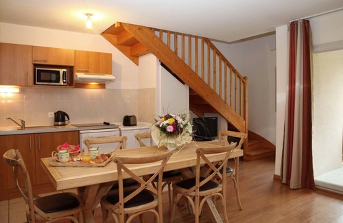 Luz-Saint-Sauveur Apartamento | Wifi, 3.o piso, fitness, piscina, sauna, hammam, balcón, parking, tv, local para esquís, 57-63m²