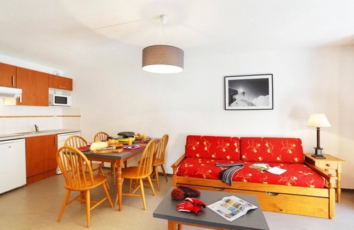 Ax-les-Thermes Apartamento | Wifi, 50m del centro estación, fitness, piscina, sauna, parking, local para esquís, 28m²