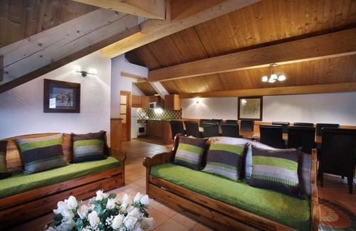 Oz Apartamento | Wifi, 50m del centro estación, fitness, piscina, sauna, hammam, balcón, tv, local para esquís, 40m²