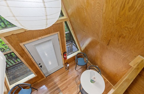 Pine Ridge Cabina | WiFi & Adventure - The Overlook - Camping Cabin Retreat in Red River Gorge, KY!