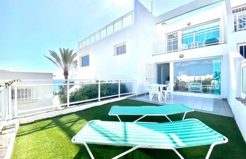 Playa del Aguila Apartamento | Wifi apartment, pool, near Playa del Aguila