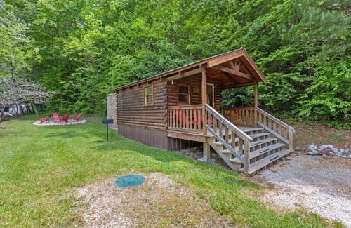 Campton Cabina | WiFi - Dreamcatcher - Glamping Tiny Cabin in Red River Gorge, Kentucky!
