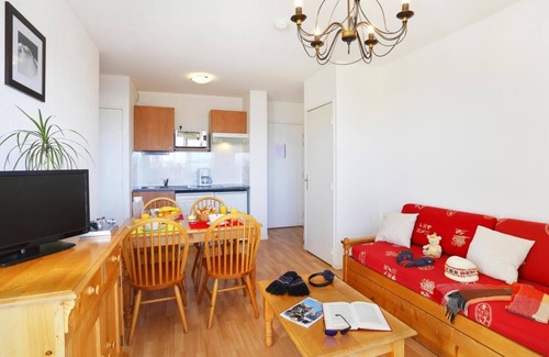 Font-Romeu-Odeillo-Via Apartamento | Wifi, fitness, piscina, terraza, parking, local para esquís, 30m², Font Romeu