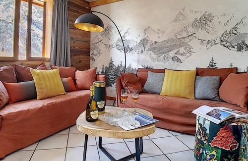 Saint-Marcel Apartamento | Wifi, vista montaña, terraza, chimenea o estufa a leña, local para esquís, 157m²