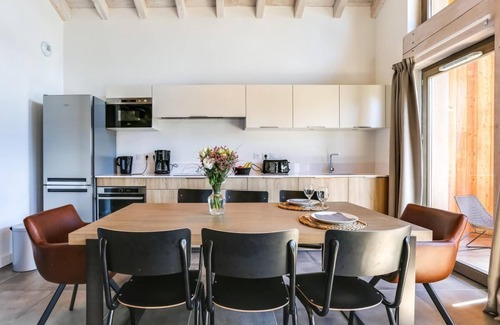 Les Eucherts Apartamento | Wifi, sauna, terraza, balcón, parking, tv, local para esquís, 69-88m², La Rosière