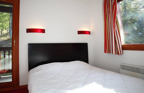 Les Orres Apartamento | Wifi, ski-in/ski-out & foot of the slopes, fitness, swimming pool, terrace, balcony, parking, tv