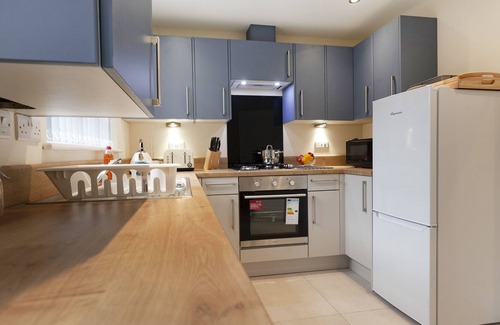 Worksop Casa | Wifi*Smart*Ensuit*Parking*Gated*