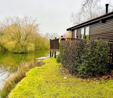 Allerthorpe Chalet De Esquí | Wigeon Secluded Rustic cabin