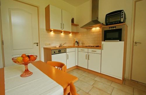 Beertsenhoven Casa | Wijlre Farmhouse stay, cleaning included
