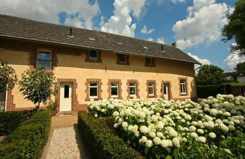Beertsenhoven Casa | Wijlre Farmhouse stay, cleaning included