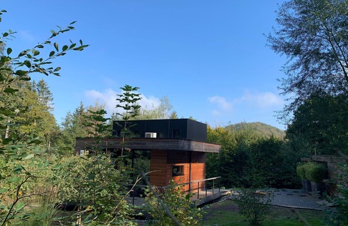 Barvaux Cabaña | Wild Cube, unusual/ecological accommodation with Nordic bath close to Durbuy