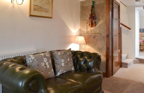 Youlgreave Casa | Wild Flower Cottage