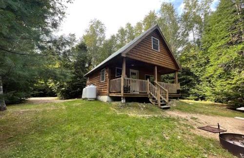 Whitney Otro | Wild Fox Cabins