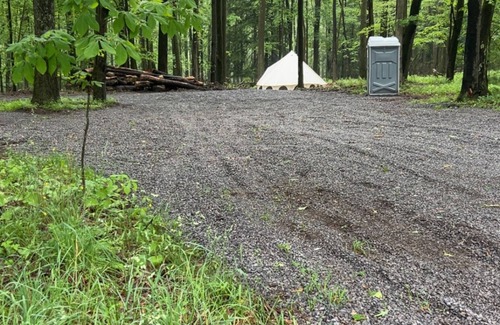 Leeper Casa | Wild Garden Glamping: Creekside