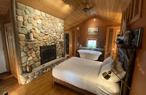 Grand River Cama Y Desayuno | Wild Goose Inn