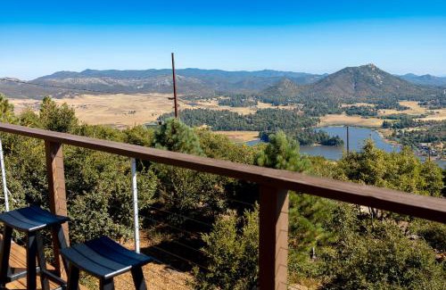 Julian Casa | Wild Moon Ranch Pickleball, Cedar Tub & Views