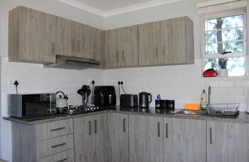 Port Elizabeth Cabaña | Wild Paradise Cottage 2