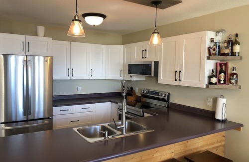 Snow Pine Estates Chalet De Esquí | Wild Raven Big White Chalet