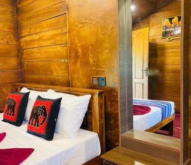 Sigiriya Hotel | Wild Rock Villa & Tree house