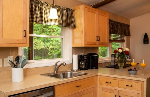 Moultonborough Casa | Wild Stone Cottage - Amazing Design, Game Rm, Beach