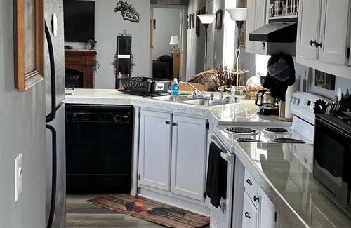 Marbleton Casa | Wild Wild West with Rustic Charm