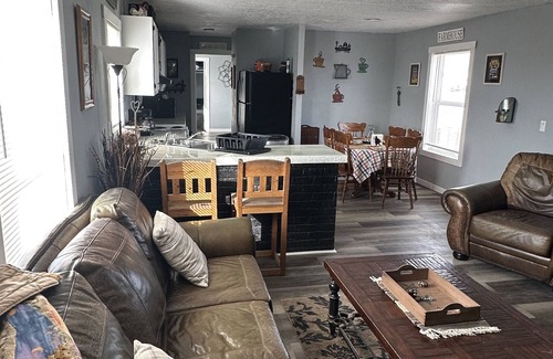 Marbleton Casa | Wild Wild West with Rustic Charm