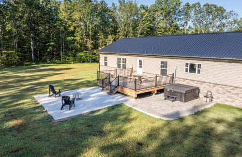 Plummers Landing Casa | Wildcat Lodge, Morehead KY