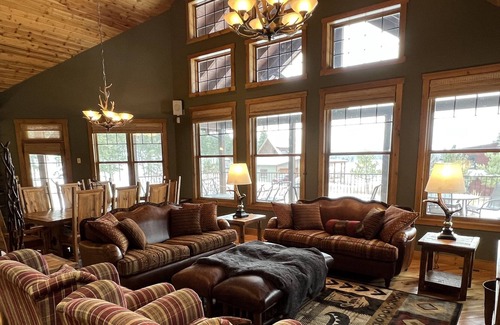 Eureka Cabina | Wilderness Club Resort cabin - Very private!