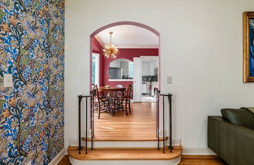 Clintonville Casa | Wildflower Haven Minutes to City