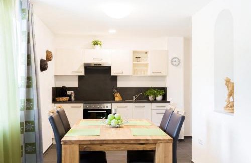 Rofleuten Apartamento | Wildgrün Panorama Lodge 1