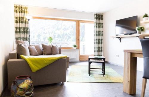 Rofleuten Apartamento | Wildgrün Panorama Lodge 14
