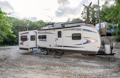 Miller Beach Casa | Wildwood Camper: Grill Firepit Pets OK